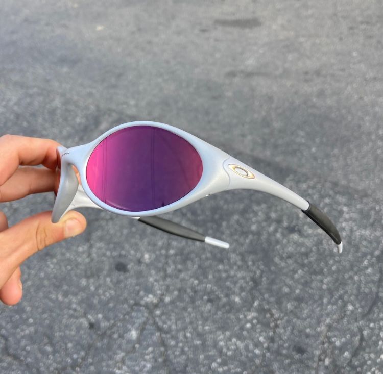 EYE JACKET x KITH LENTE TORCH - PREMIUM