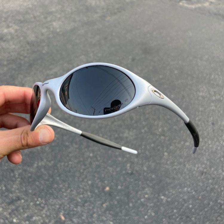 EYE JACKET x KITH LENTE BLACK - PREMIUM