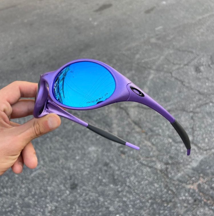 EYE JACKET x GUADALUPE LENTE ICE THUG